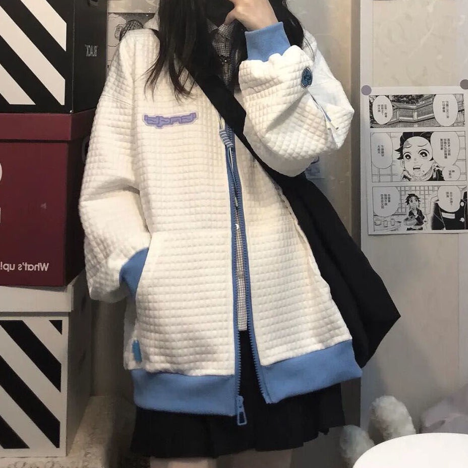 Áo Khoác Màu Trắng Dáng Rộng Phù Hợp Cho Sinh Viên