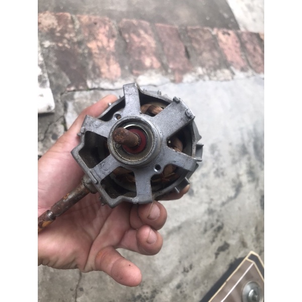 Motor quạt Nhật chạy 100v