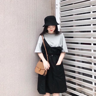 Set đầm yếm đen phối áo thun xám trơn