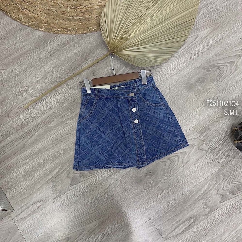 Quần váy jeans nút