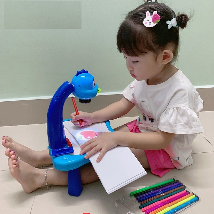 ❤️️ 𝑭𝑹𝑬𝑬𝑺𝑯𝑰𝑷 ❤️️ BỘ BÀN VẼ CÓ ĐÈN CHIẾU❤️️ MÁY CHIẾU VẼ TRANH THÔNG MINH❤️️ CÓ NHẠC CHO BÉ