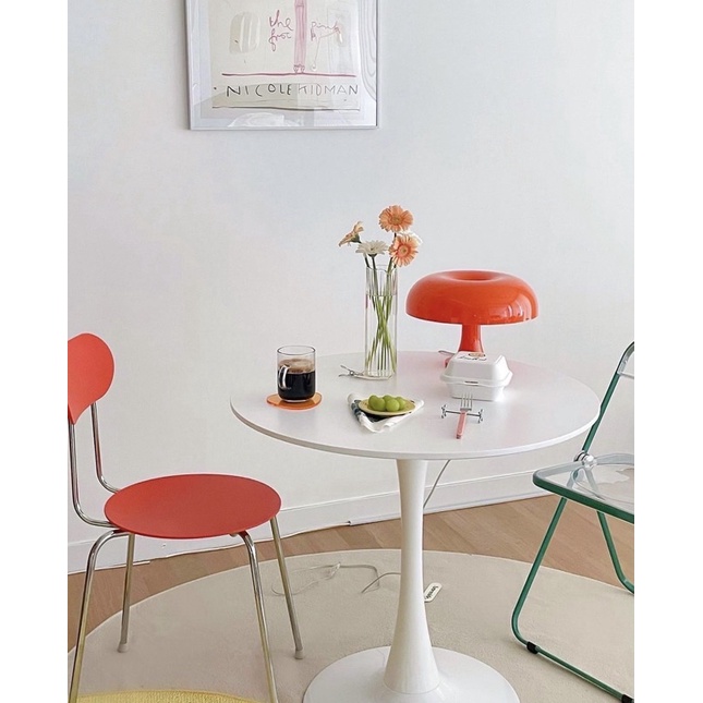 Đèn bàn acrylic Nesso Lamp phong cách retro cổ điển