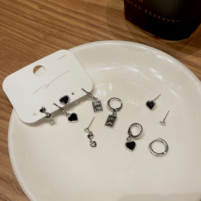 Bộ Khuyên Tai Hình Trái Tim Nhỏ Giọt Màu Đen Thời Trang 19A1491