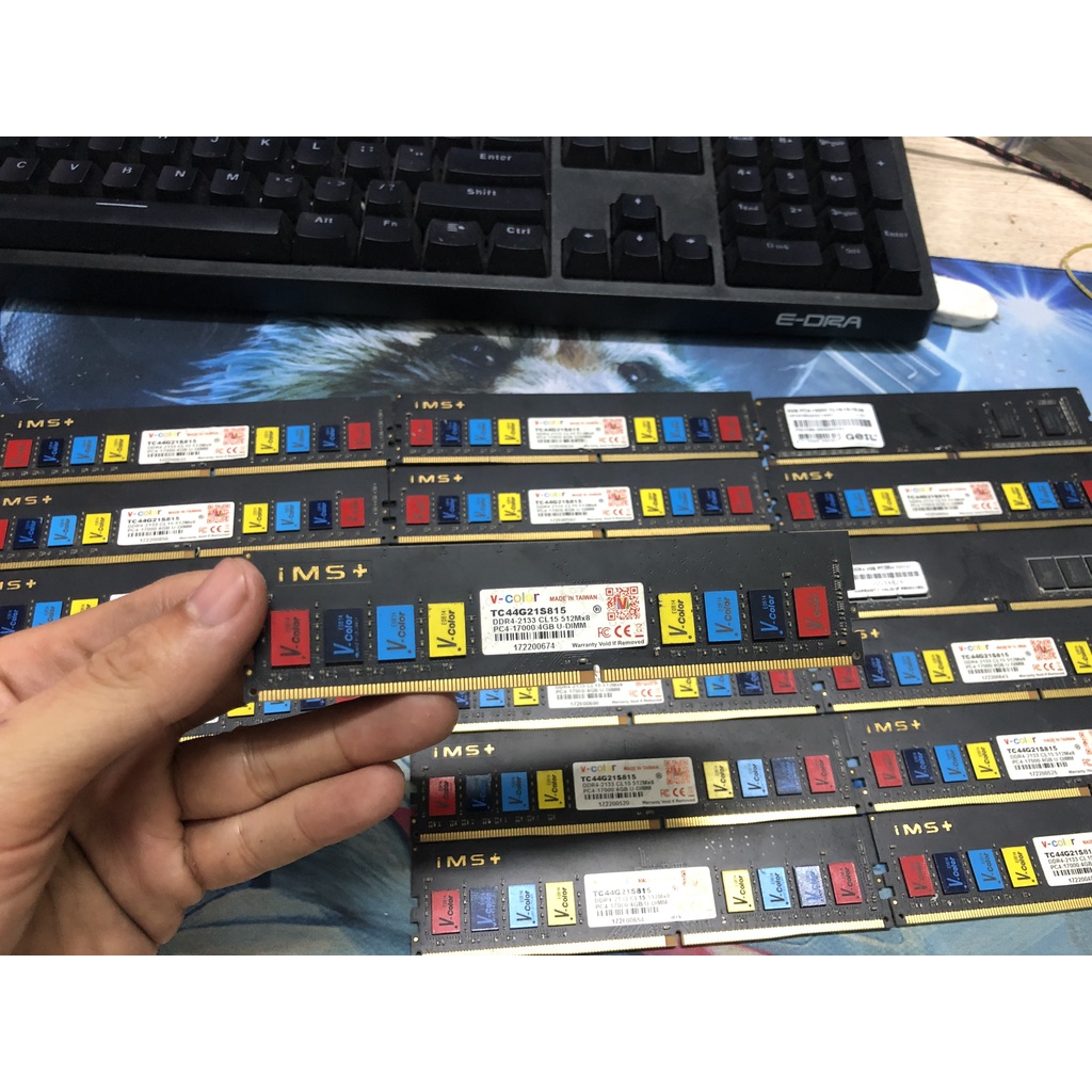 Ram máy tính DDR4 - Kingston  8GB Bus 2666 MHz Vclor 4Gb Bus 2133