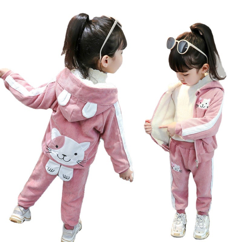 Bộ nỉ cho bé gái siêu ấm