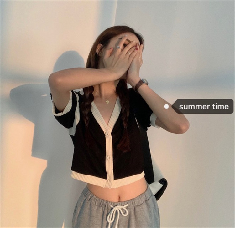 Áo Lửng Ngắn Tay Cổ Tim Phong Cách Hàn Quốc Dành Cho Nữ