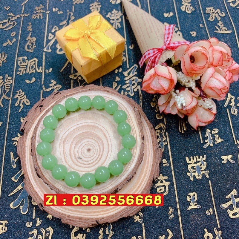 Vòng Đá Thiên Nhiên Xanh Lá 10ly | BigBuy360 - bigbuy360.vn