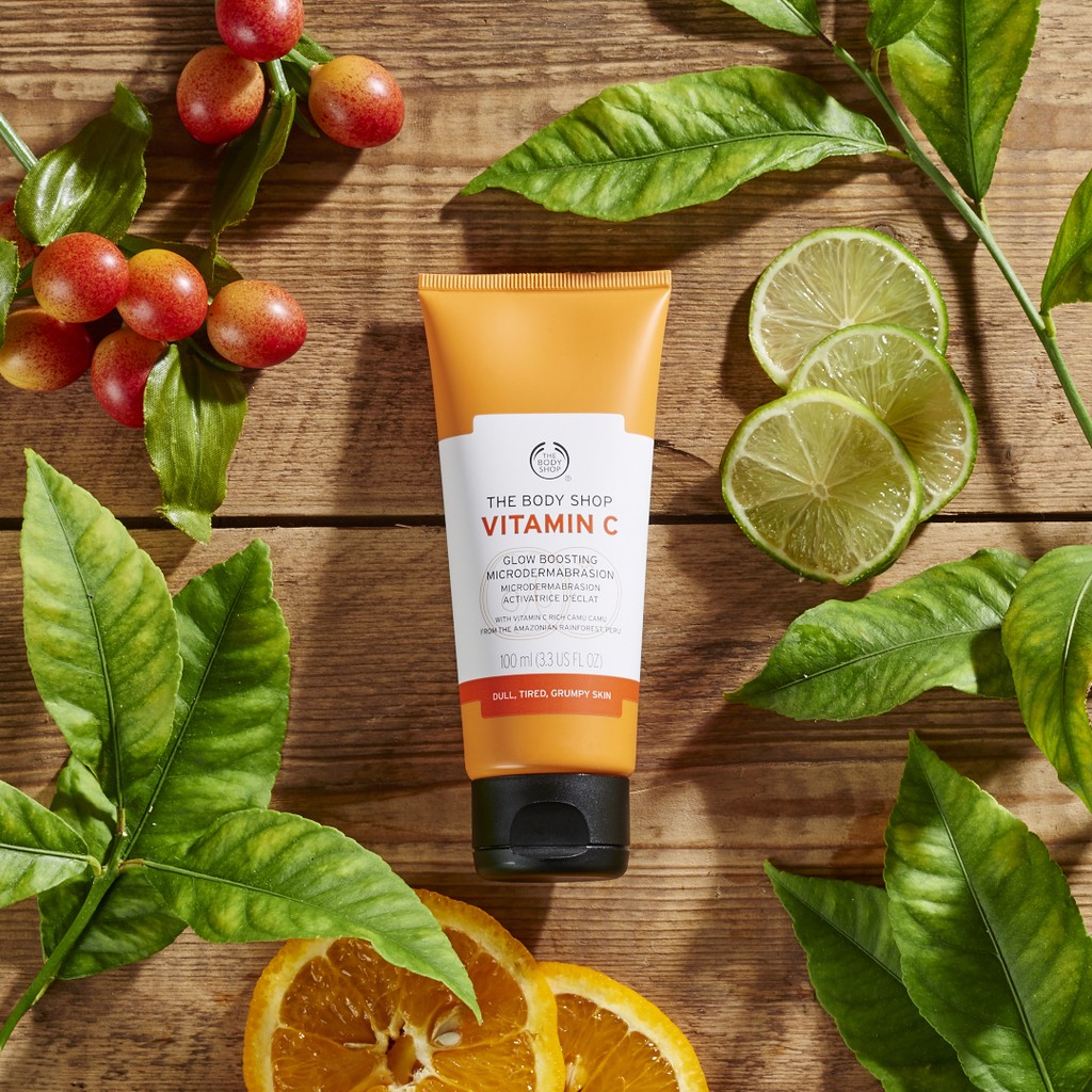 Kem tẩy da chết cho mặt The Body Shop Vitamin C Microdermabrasion 100ml | BigBuy360 - bigbuy360.vn