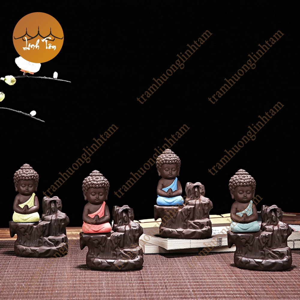 Thác khói trầm hương tặng 1 nụ trầm phật tọa thiền bên núi tksp80