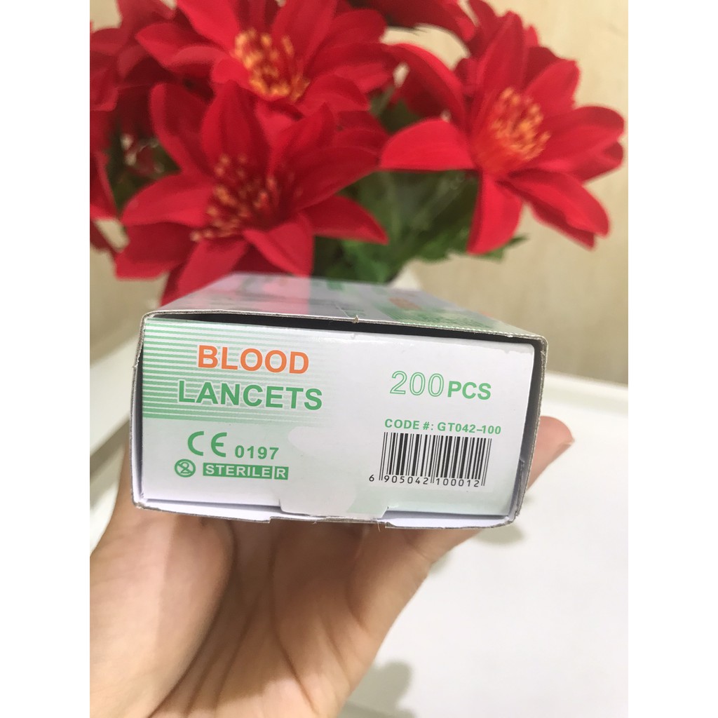 Kim chích lể nặn mụn Blood Lancets - Hộp 200 cái