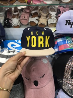 NÓN H&M siêu chất