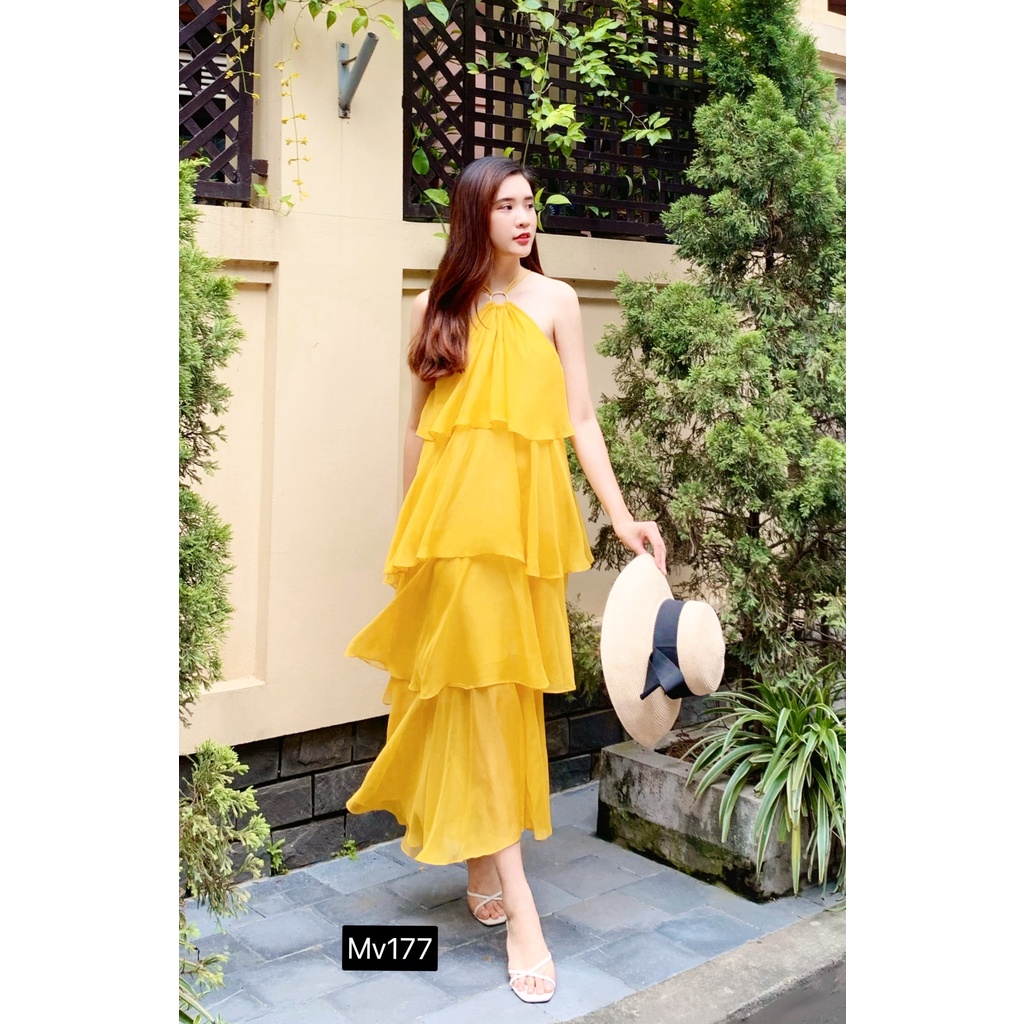 MV177 Váy đầm maxi vàng cổ yếm 4 tầng đi biển siêu xinh -  Modish and Chic