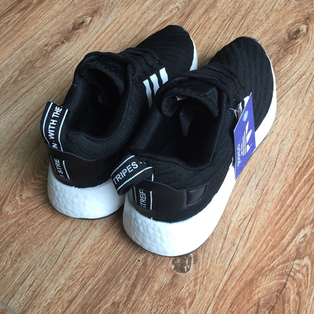 GIÀY SNEAKER R2