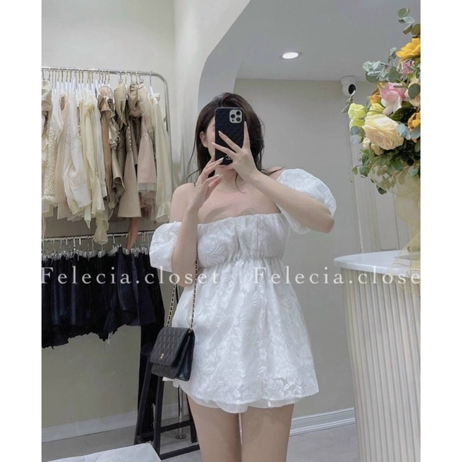 Set hoa nổi áo bẹt vai short xinh