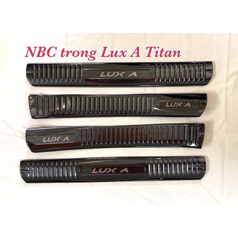 Nẹp bước chân trong Vinfast Lux A titan