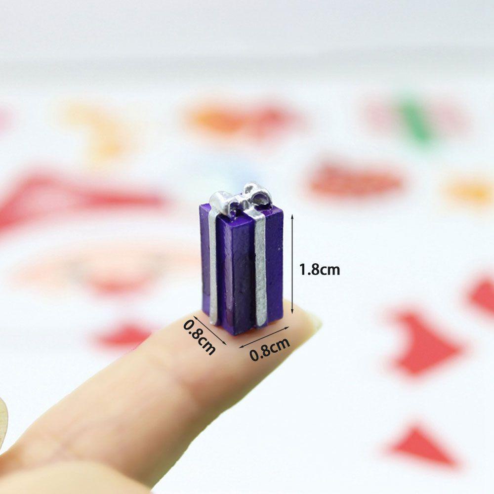 Bộ 10 Món Phụ Kiện Trang Trí Giáng Sinh Tỉ Lệ 1 / 12