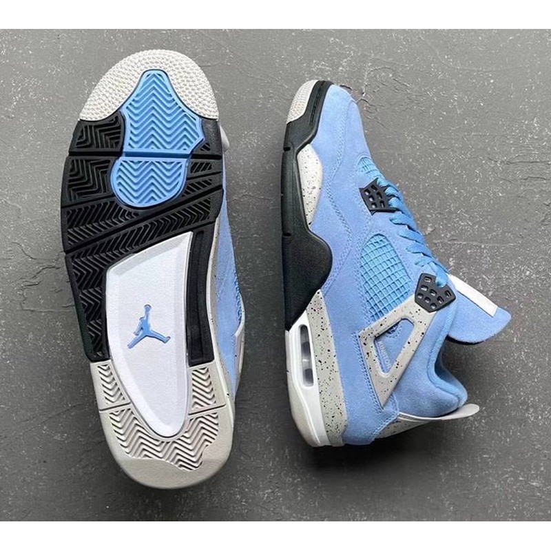 Giày  Nike Jordan 4 UNIVERSITY
