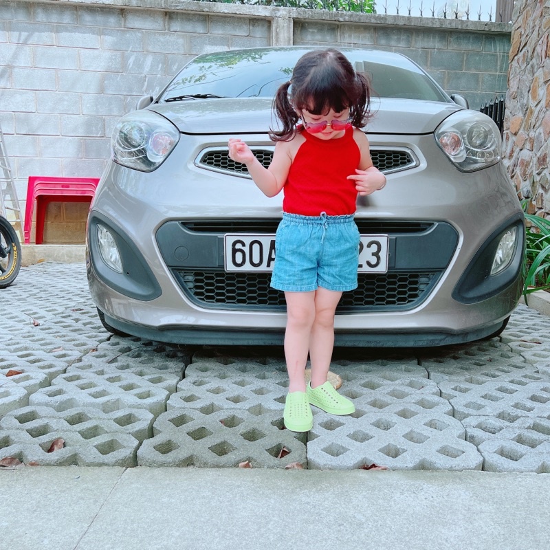 Giày xuất dư