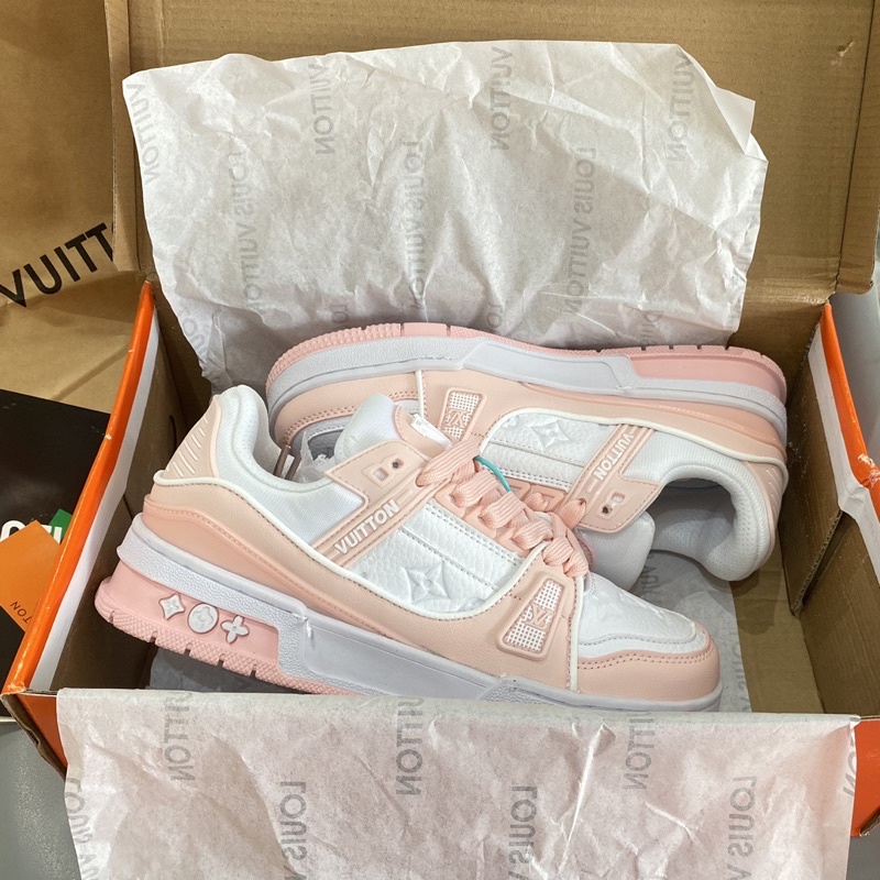 | CÓ SẴN - ẢNH THẬT | Giày thể thao LV trainer hồng, louis vuitton bản mới 2022 full box - bill giấy gói ( tặng tất )