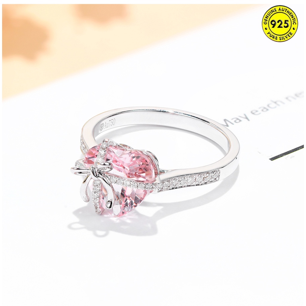 Nhẫn Đính Đá Trái Tim Morganite Màu Hồng