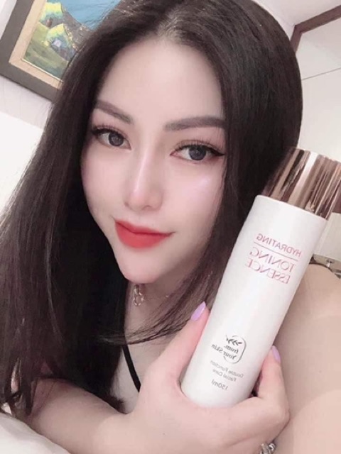 TONER HYDRATING TONING ESSENCE HUYẾT TƠ TẦM