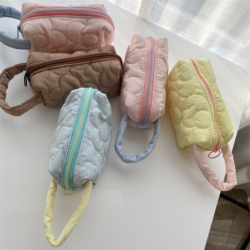 Túi Đựng Bút / Mỹ Phẩm Bằng polyester In Hoa Kiểu Hàn Quốc Dễ Thương Cho Bạn Gái