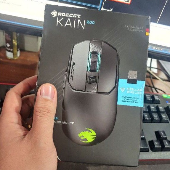 chuột gaming không dây ROCCAT® Kain 200 AIMO 2nd