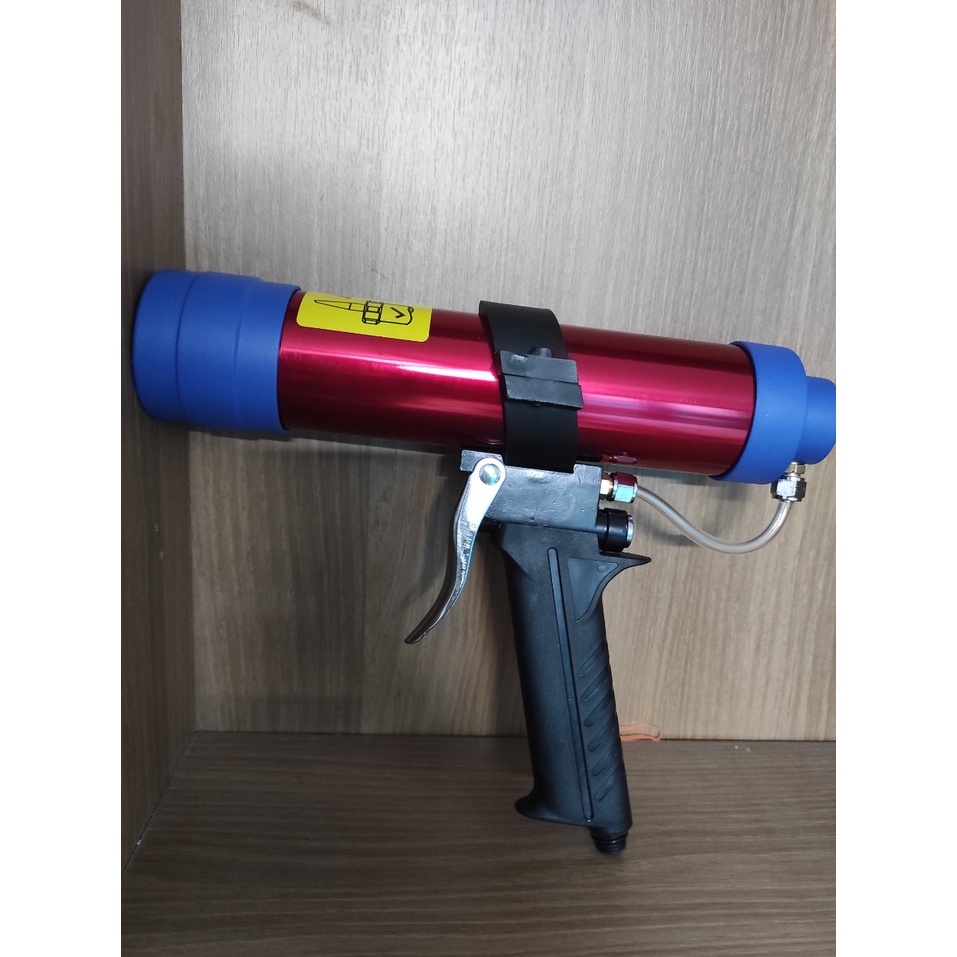 Súng Bắn Keo Silicone dùng hơi, Máy bơm keo Silicone khí nén, chuyên dùng để bơm các loại keo dạng tuýp dung tích 300ml