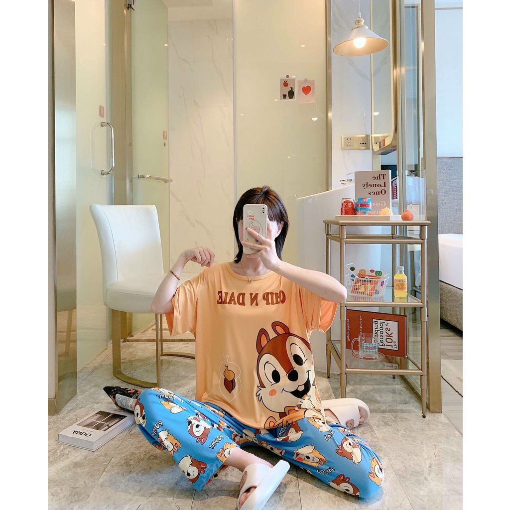 Bộ mặc nhà- bộ ngủ Pyjama siêu xinh in hình hoạt hình DAFFY DUCK chất vải thun cotton mềm mịn thoáng mát