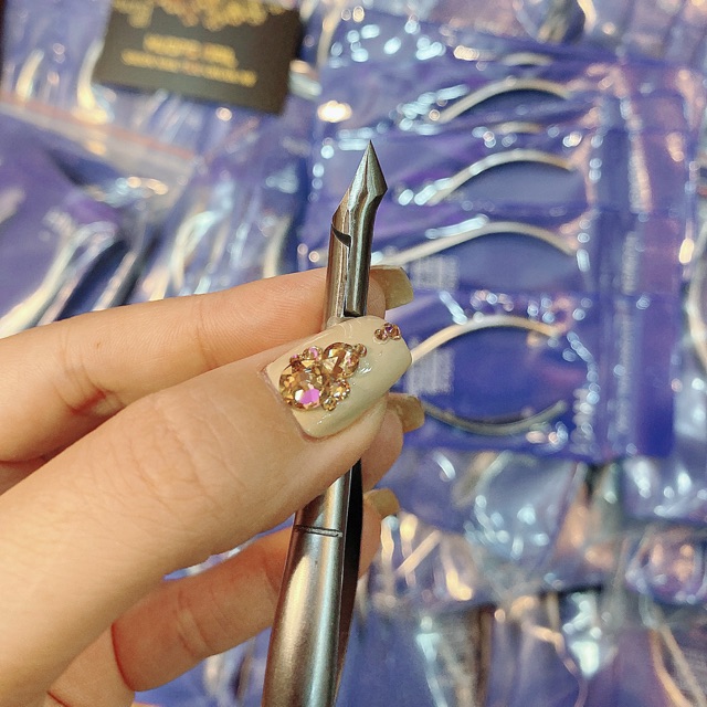 Combo 10 kìm nhặt da