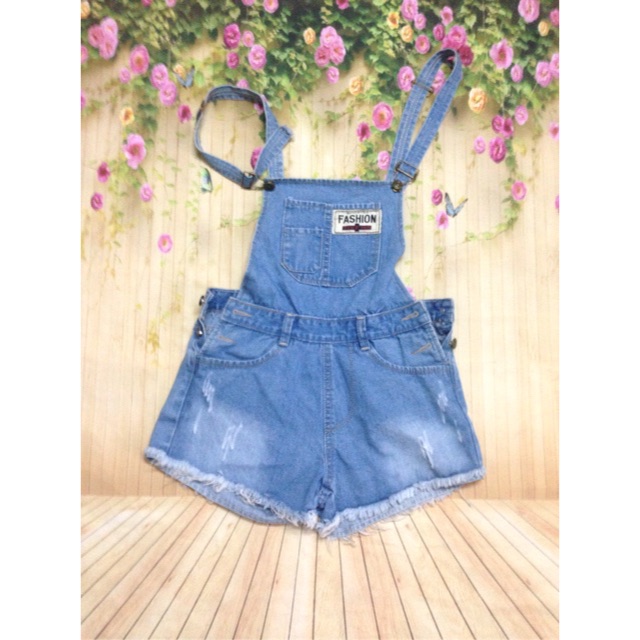 Yếm bò | BigBuy360 - bigbuy360.vn