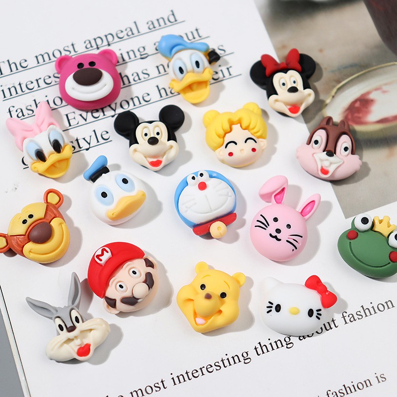 phụ kiện charm diy hình dễ thương Charm các nhân vật hoạt hình Mickey, Donald, Chipmunk cho các bạn trang trí Crocs, DIY