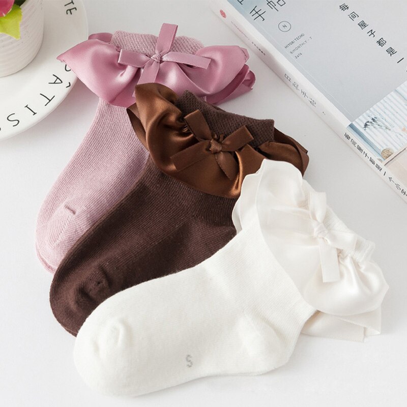 Tất cotton đính nơ cho bé 2-4 tuổi