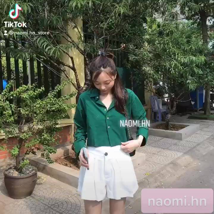 Áo sơ mi nữ xẻ tà sau lưng độc lạ dài tay cổ đức . Áo kiểu nữ xẻ tà sau lưng gợi cảm chất đẹp 3 màu xanh trắng hothit | BigBuy360 - bigbuy360.vn