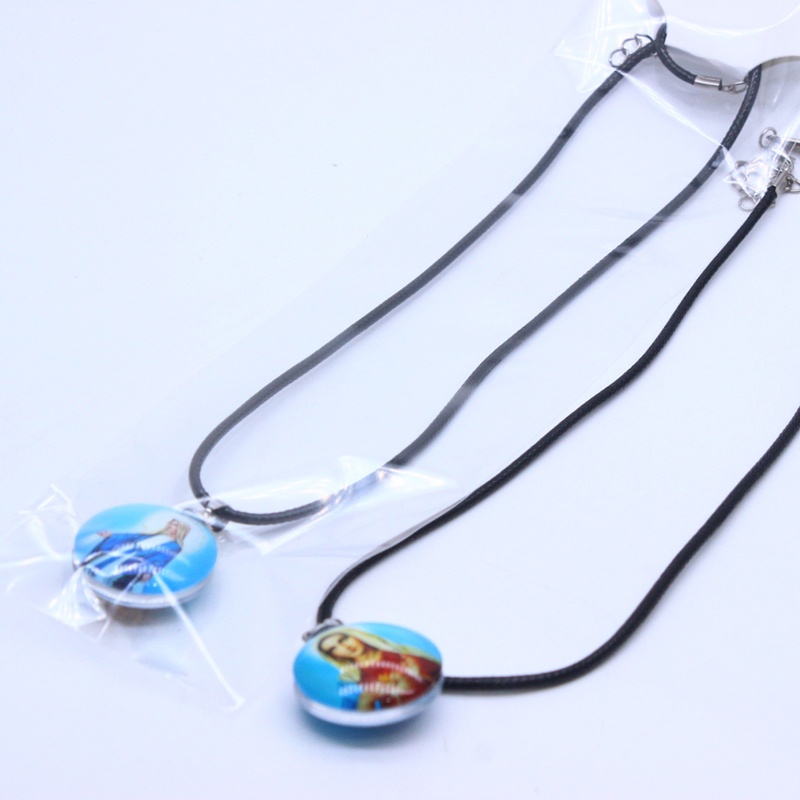 Vòng cổ Kim Loại Mặt Khắc Chữ Holy Father Mary