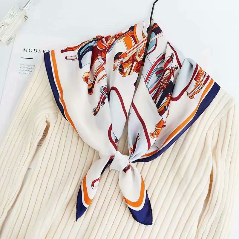 Khăn Choàng Lụa In Hình Vuông 70CM (27.5*27.5 Inches) WJ1026-116