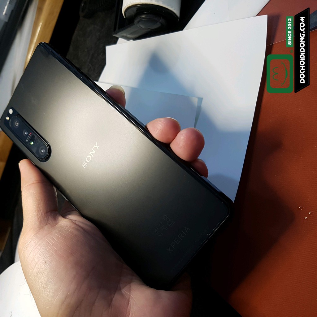 Miếng dán PPF Sony Xperia 1 Mark 2 trong, nhám, đổi màu cao cấp