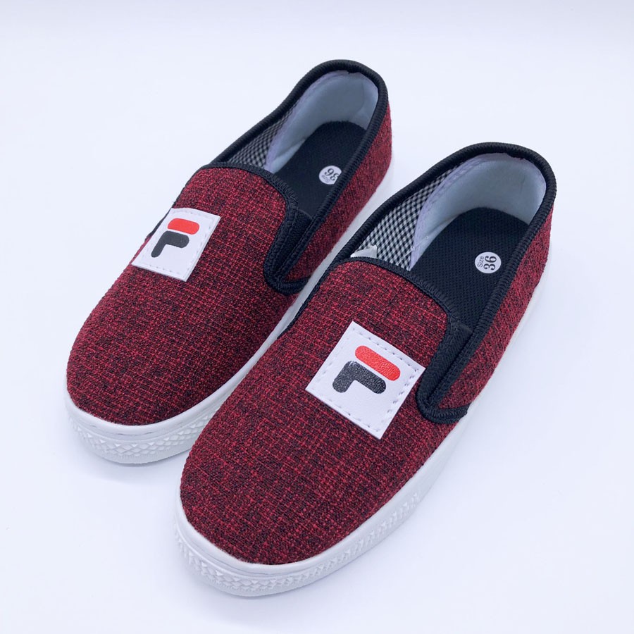 Giày slip on Koin màu đỏ VV195