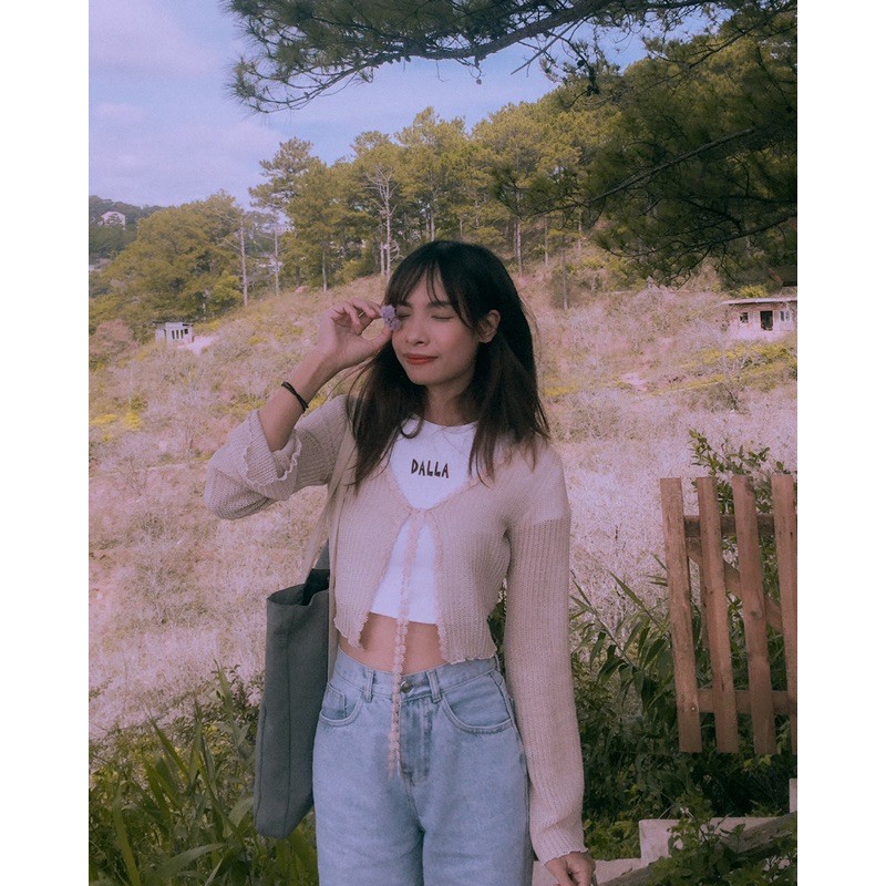 [Mã FAGREEN1505 giảm tới 30K đơn 99K] Áo cardigan ren croptop màu be | BigBuy360 - bigbuy360.vn