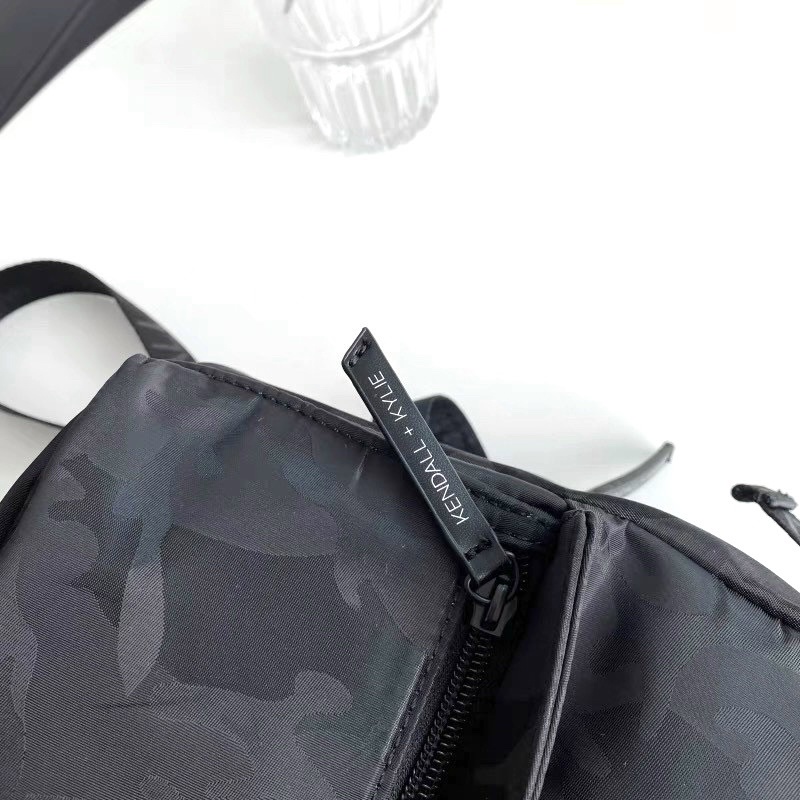 TNS-Balo mini siêu nhẹ hottrend Kendal&Kylie Backpack-chất vải dù xịn sò-màu đen vân camel siêu cá tính