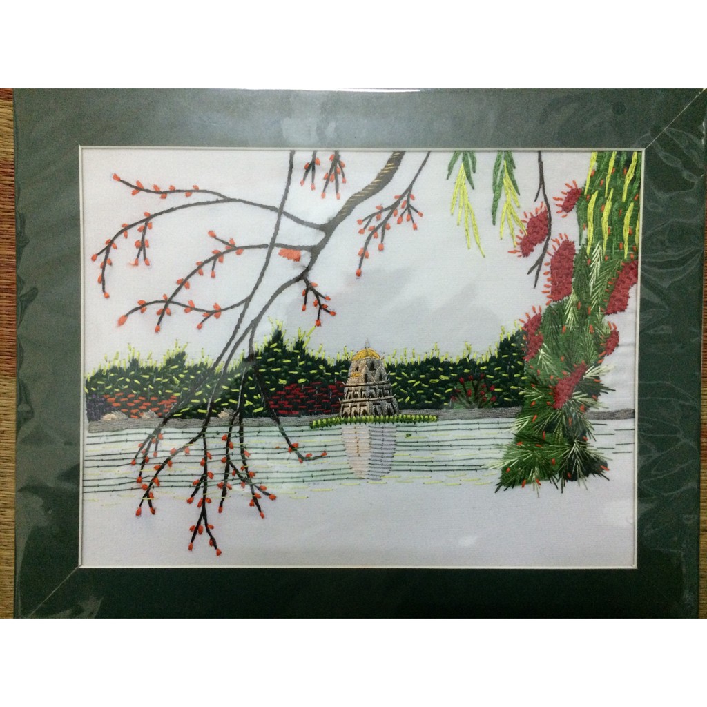 Tranh thêu tay Tháp Phượng HG002 - Tranh thêu phong cảnh Hà Nội 25 x30 cm