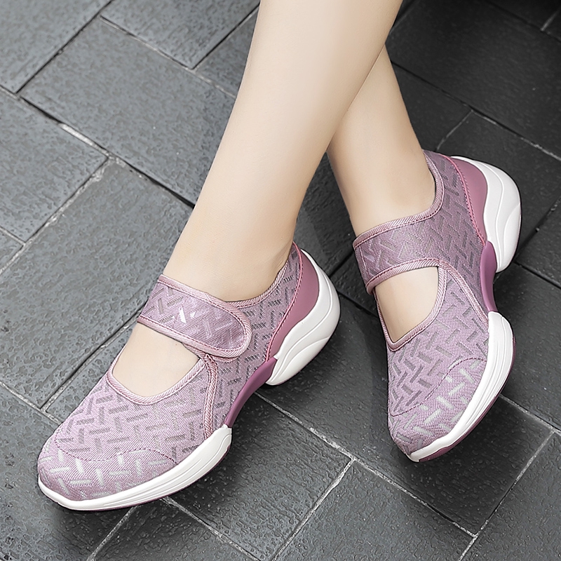 Giày Thể Thao Nữ Thoáng Khí Năng Động | BigBuy360 - bigbuy360.vn