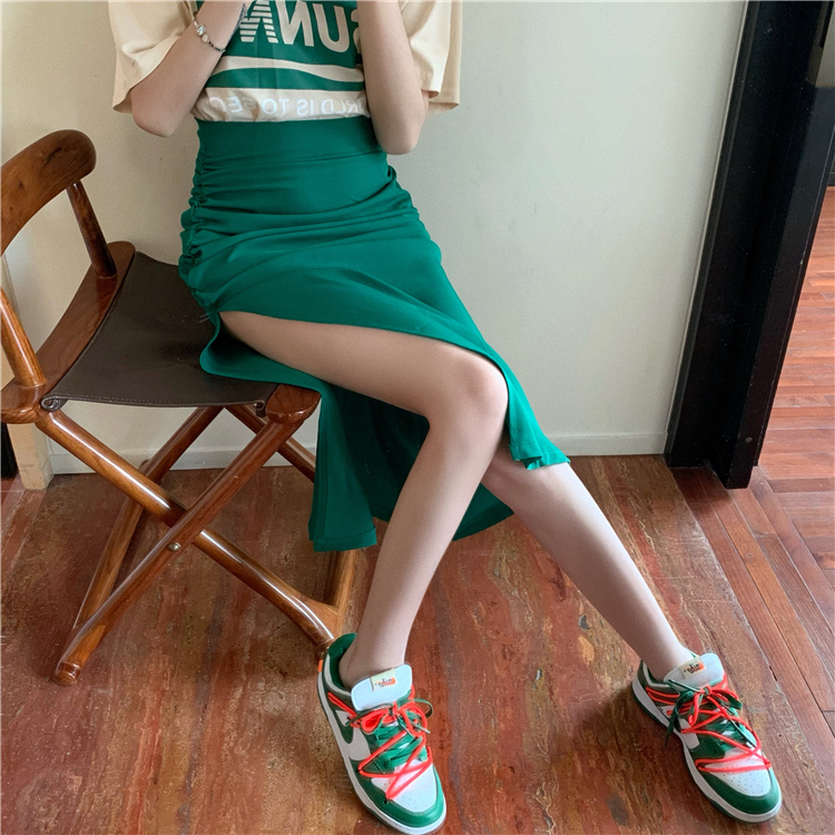 Bộ Áo Thun Ngắn Tay In Họa Tiết + Chân Váy Lưng Cao Xẻ Tà Xinh Xắn Dành Cho Nữ | BigBuy360 - bigbuy360.vn