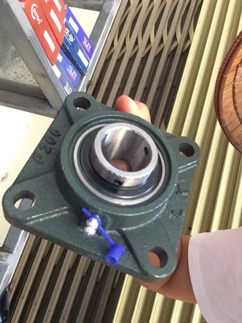Vòng bi gối vuông UCF 206