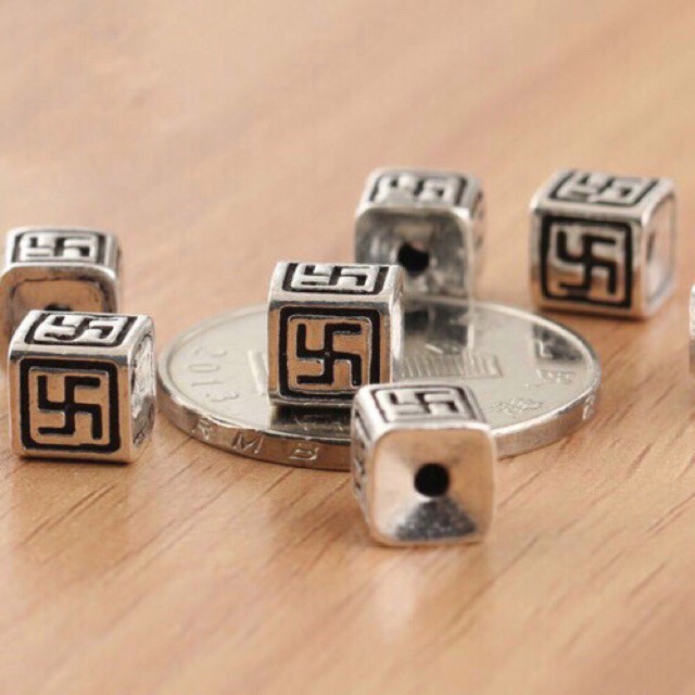 [RẺ VÔ ĐỊCH] Charm bạc vuông chữ vạn - BẠC XỊN - PH220 (HOT)
