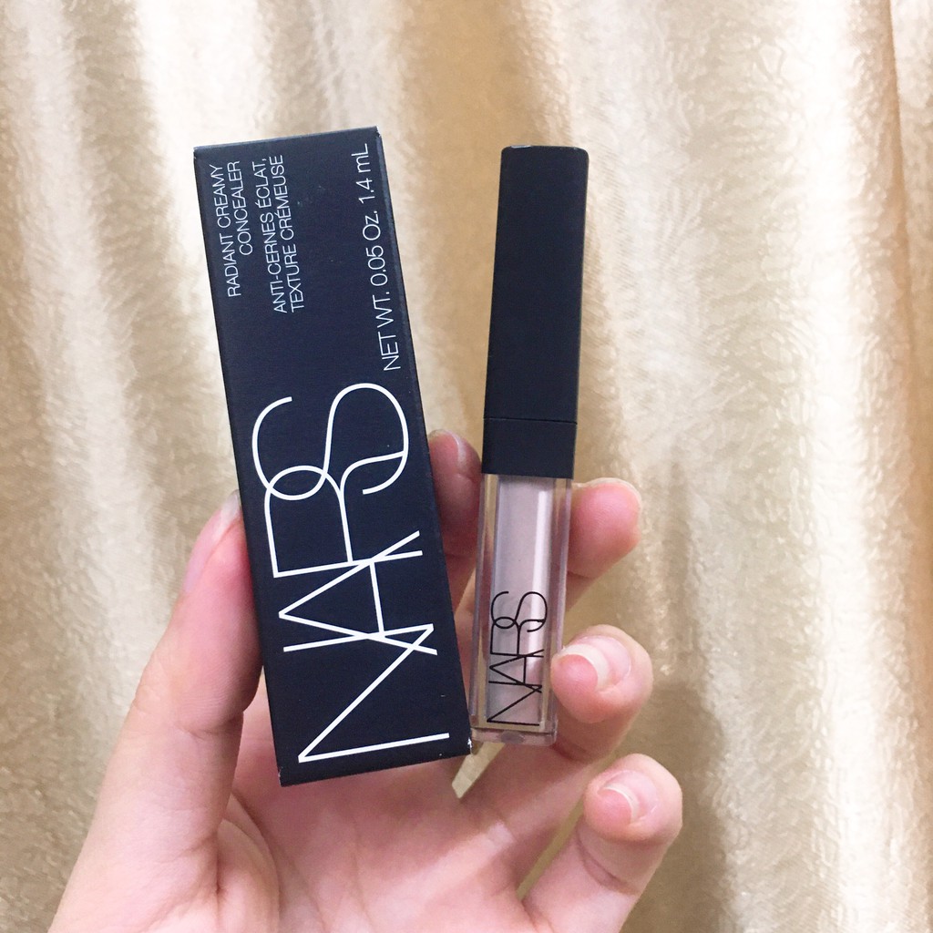 Che khuyết điểm Nars Radiant Creamy Concealer màu vanilla