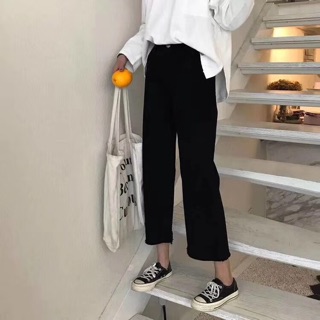 Quần jeans ống rộng 9973 (Ảnh shop tự chụp)