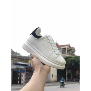 Giày MC giá rẻ miễn phí vận chuyển