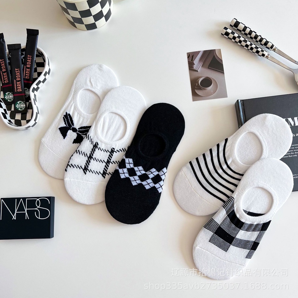 Set 5 đôi tất vớ nữ lười nửa bàn chân hoạ tiết gấu trắng đen phong cách Hàn Quốc dễ thương