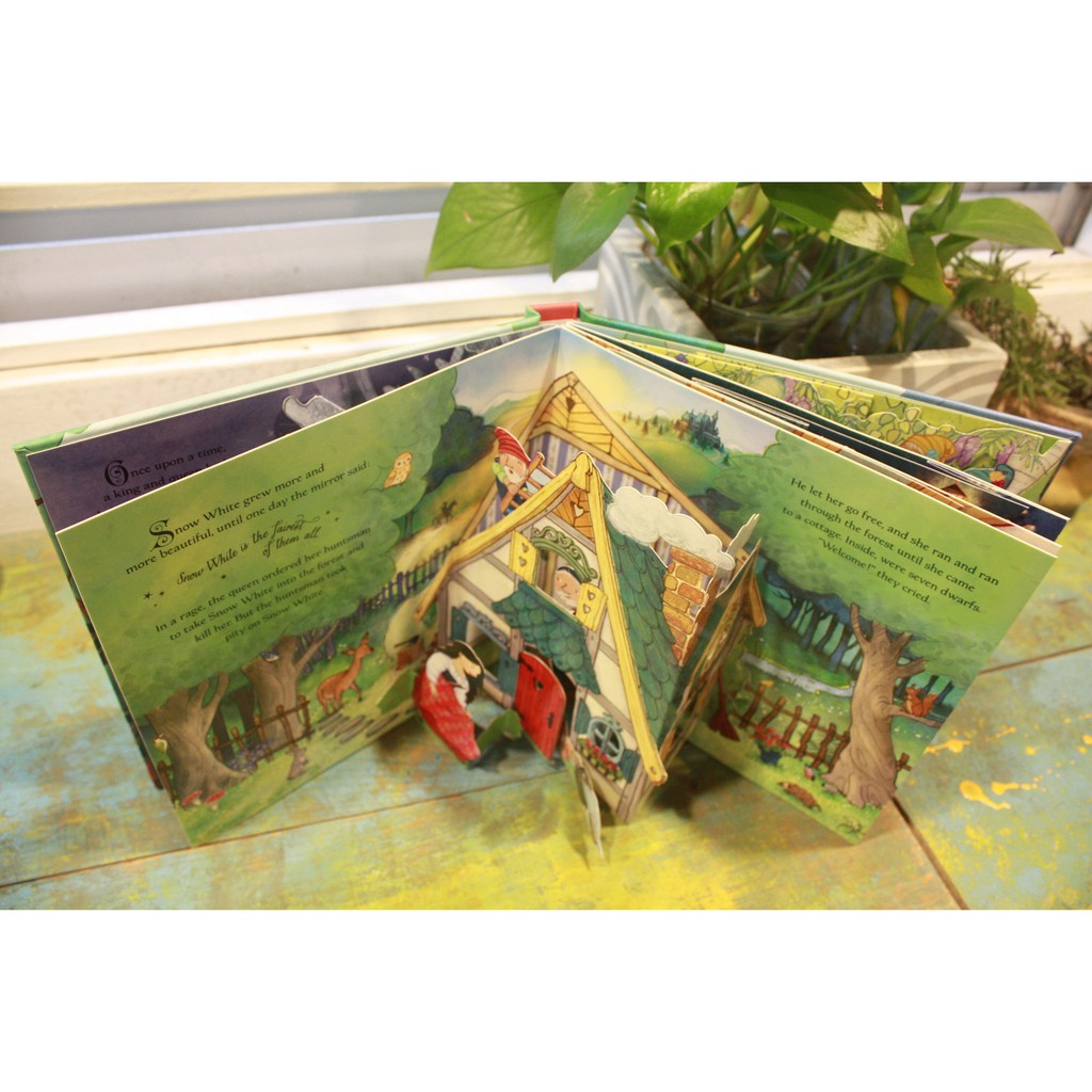 Sách - Pop Up Snow White and the seven dwarfs